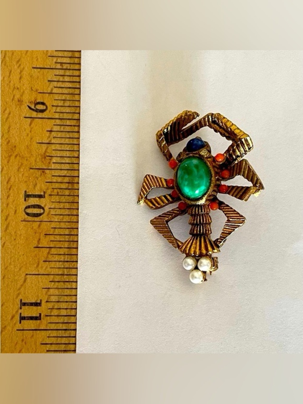 Vintage 1950s Egypt Scarab Beetle Etched Gold Brooch Pearl Stone Gem Lobster Pin - Picture 8 of 10